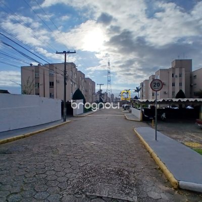 Apartamento com 43m², 2 quartos, 1 garagem, no bairro Bela Vista em São José