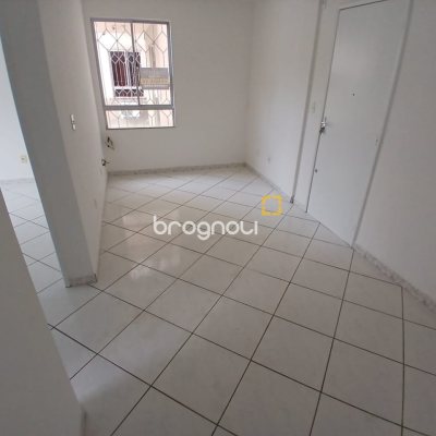 Apartamento com 43m², 2 quartos, 1 garagem, no bairro Bela Vista em São José