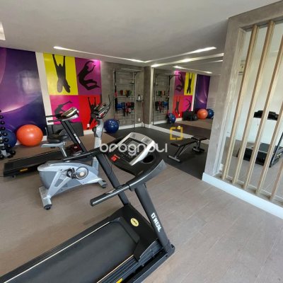 Cobertura com 140m², 2 quartos (sendo 2 suítes), 2 garagens, no bairro Campeche em Florianópolis