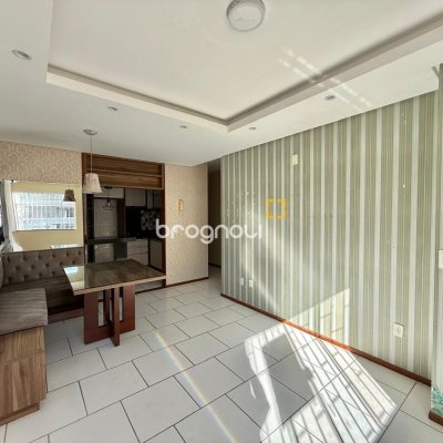 Apartamento com 58m², 2 quartos (sendo 1 suíte), 2 garagens, no bairro Pagani em Palhoça