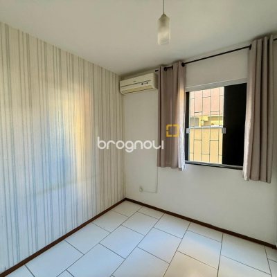 Apartamento com 58m², 2 quartos (sendo 1 suíte), 2 garagens, no bairro Pagani em Palhoça