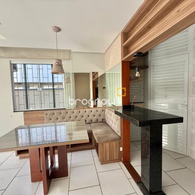 Apartamento com 58m², 2 quartos (sendo 1 suíte), 2 garagens, no bairro Pagani em Palhoça