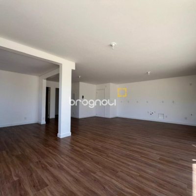 Cobertura com 224m², 4 quartos (sendo 4 suítes), 2 garagens, no bairro Canasvieiras em Florianópolis