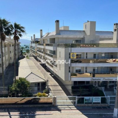 Cobertura com 224m², 4 quartos (sendo 4 suítes), 2 garagens, no bairro Canasvieiras em Florianópolis