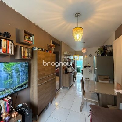 Casa com 48m², 2 quartos, 1 garagem, no bairro Bela Vista em Palhoça