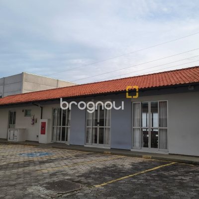 Apartamento com 53m², 2 quartos, 1 garagem, no bairro Ipiranga em São José