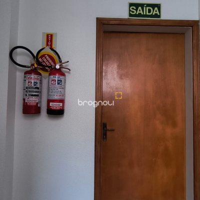 Apartamento com 53m², 2 quartos, 1 garagem, no bairro Ipiranga em São José