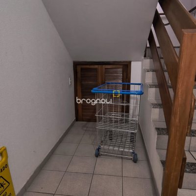Apartamento com 53m², 2 quartos, 1 garagem, no bairro Ipiranga em São José