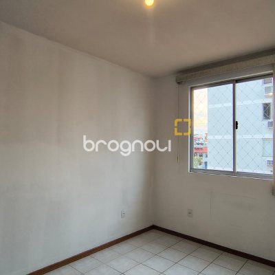 Apartamento com 53m², 2 quartos, 1 garagem, no bairro Ipiranga em São José
