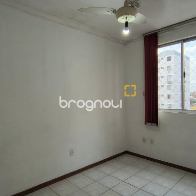 Apartamento com 53m², 2 quartos, 1 garagem, no bairro Ipiranga em São José
