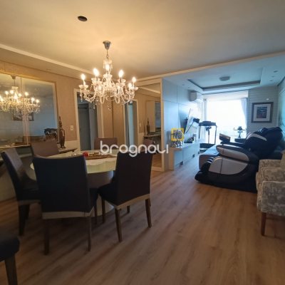 Apartamento com 117m², 3 quartos (sendo 1 suíte), 1 garagem, no bairro Kobrasol em São José