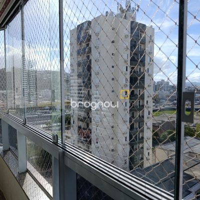 Apartamento com 117m², 3 quartos (sendo 1 suíte), 1 garagem, no bairro Kobrasol em São José