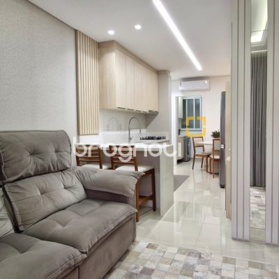 Apartamento com 59m², 2 quartos (sendo 1 suíte), 1 garagem, no bairro São João do Rio Vermelho em Florianópolis
