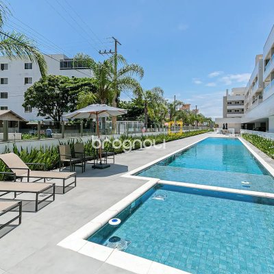 Apartamento com 89m², 2 quartos (sendo 1 suíte), 2 garagens, no bairro São João do Rio Vermelho em Florianópolis