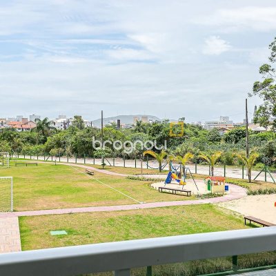 Apartamento com 89m², 2 quartos (sendo 1 suíte), 2 garagens, no bairro São João do Rio Vermelho em Florianópolis