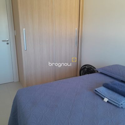 Apartamento com 89m², 2 quartos (sendo 1 suíte), 2 garagens, no bairro São João do Rio Vermelho em Florianópolis