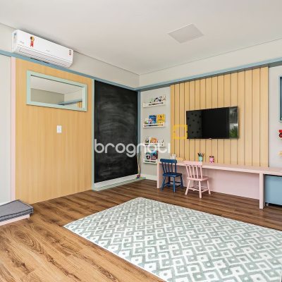 Apartamento com 89m², 2 quartos (sendo 1 suíte), 2 garagens, no bairro São João do Rio Vermelho em Florianópolis