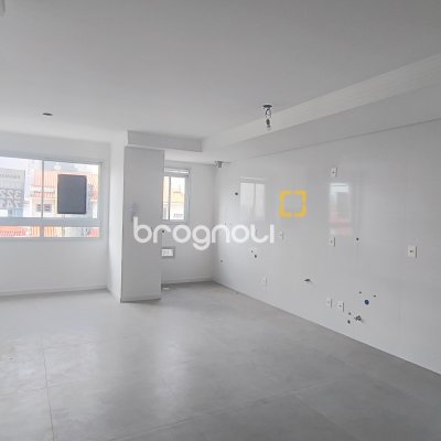 Apartamento com 64m², 2 quartos (sendo 1 suíte), 1 garagem, no bairro Coqueiros em Florianópolis
