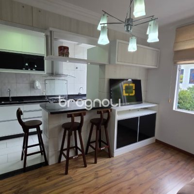 Apartamento com 64m², 3 quartos (sendo 1 suíte), 1 garagem, no bairro Centro em Florianópolis