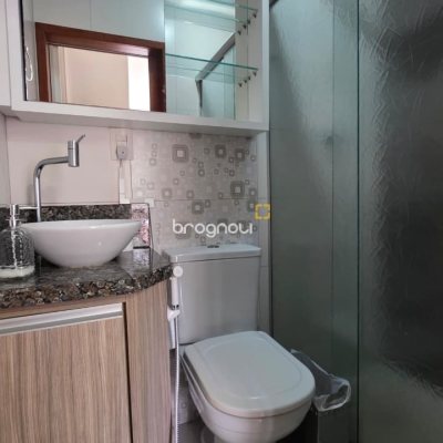 Apartamento com 64m², 3 quartos (sendo 1 suíte), 1 garagem, no bairro Centro em Florianópolis