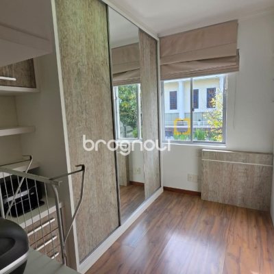 Apartamento com 64m², 3 quartos (sendo 1 suíte), 1 garagem, no bairro Centro em Florianópolis