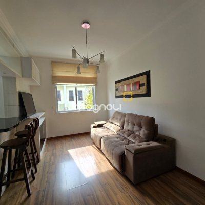 Apartamento com 64m², 3 quartos (sendo 1 suíte), 1 garagem, no bairro Centro em Florianópolis
