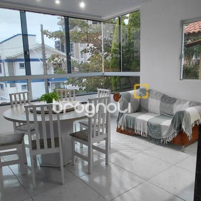 Casa com 236m², 8 quartos, 4 garagens, no bairro Palmas em Governador Celso Ramos