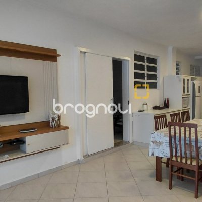 Casa com 236m², 8 quartos, 4 garagens, no bairro Palmas em Governador Celso Ramos