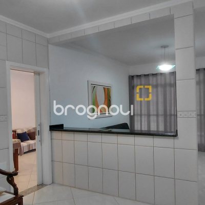 Casa com 236m², 8 quartos, 4 garagens, no bairro Palmas em Governador Celso Ramos