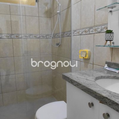 Casa com 236m², 8 quartos, 4 garagens, no bairro Palmas em Governador Celso Ramos