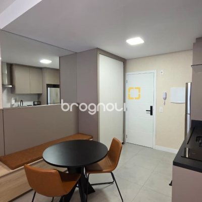 Studio com 31m², 1 quarto, 1 garagem, no bairro Centro em Florianópolis