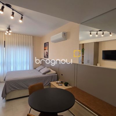 Studio com 31m², 1 quarto, 1 garagem, no bairro Centro em Florianópolis