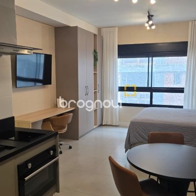 Studio com 31m², 1 quarto, 1 garagem, no bairro Centro em Florianópolis