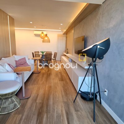 Cobertura com 166m², 3 quartos (sendo 1 suíte), 3 garagens, no bairro Campeche em Florianópolis