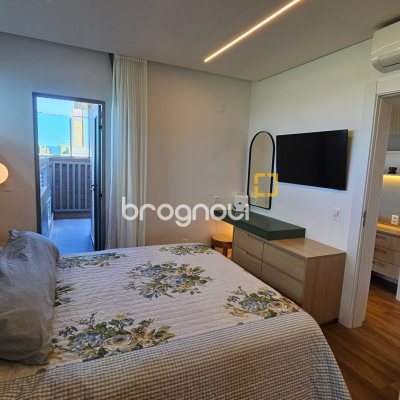 Cobertura com 166m², 3 quartos (sendo 1 suíte), 3 garagens, no bairro Campeche em Florianópolis