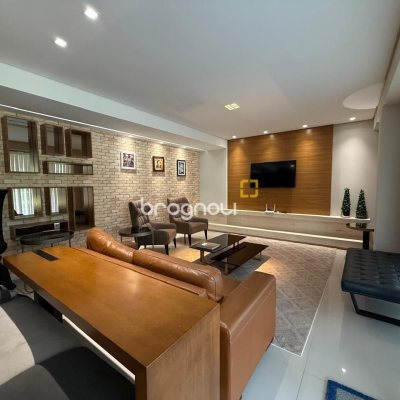Cobertura com 166m², 3 quartos (sendo 1 suíte), 3 garagens, no bairro Campeche em Florianópolis