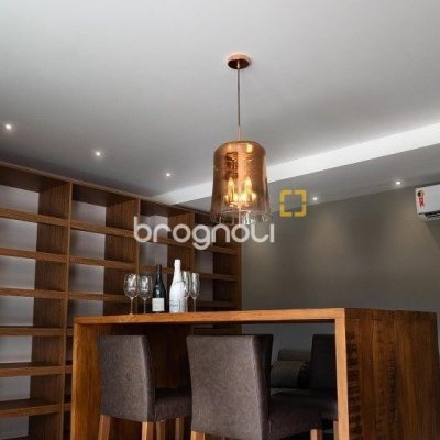 Cobertura com 166m², 3 quartos (sendo 1 suíte), 3 garagens, no bairro Campeche em Florianópolis