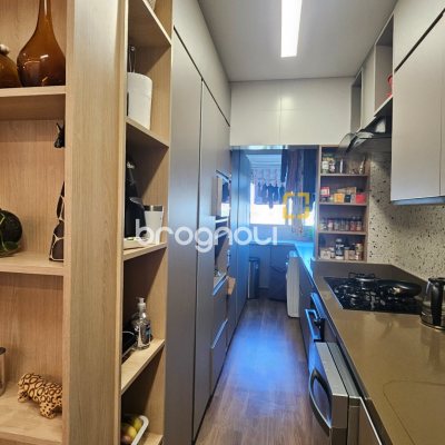 Cobertura com 166m², 3 quartos (sendo 1 suíte), 3 garagens, no bairro Campeche em Florianópolis