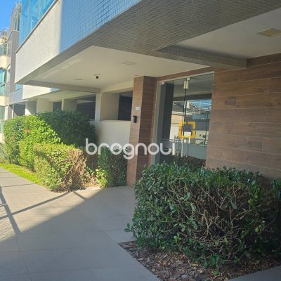 Cobertura com 166m², 3 quartos (sendo 1 suíte), 3 garagens, no bairro Campeche em Florianópolis
