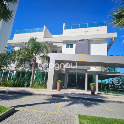 Cobertura com 166m², 3 quartos (sendo 1 suíte), 3 garagens, no bairro Campeche em Florianópolis