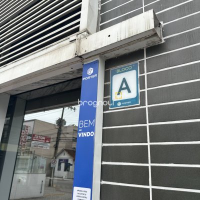 Apartamento com 66m², 2 quartos (sendo 1 suíte), 2 garagens, no bairro Estreito em Florianópolis