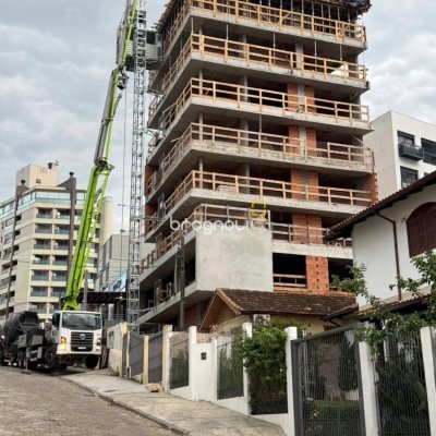 Studio com 21m², no bairro Trindade em Florianópolis