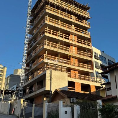 Studio com 21m², no bairro Trindade em Florianópolis