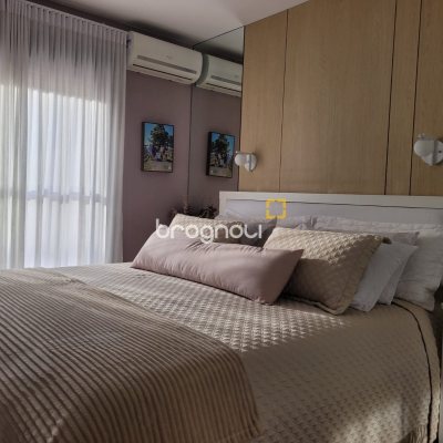 Apartamento com 315m², 3 quartos (sendo 1 suíte), 2 garagens, no bairro Centro em Florianópolis
