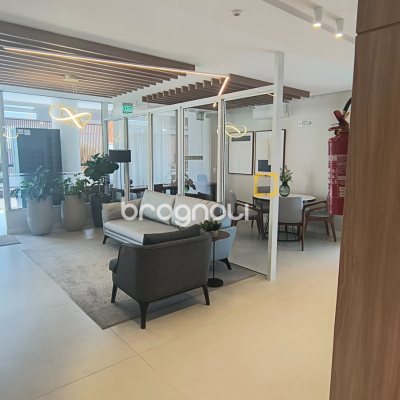 Apartamento com 79m², 2 quartos (sendo 1 suíte), 1 garagem, no bairro Coqueiros em Florianópolis