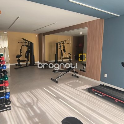 Apartamento com 79m², 2 quartos (sendo 1 suíte), 1 garagem, no bairro Coqueiros em Florianópolis