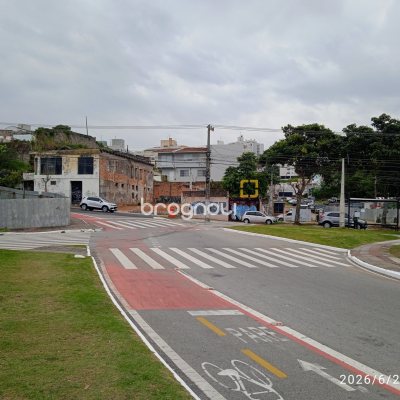 Terreno com 190m², no bairro Estreito em Florianópolis