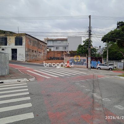 Terreno com 190m², no bairro Estreito em Florianópolis