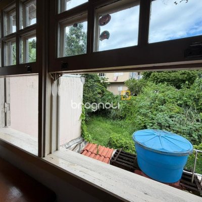 Casa com 174m², 6 quartos (sendo 2 suítes), 2 garagens, no bairro Pantanal em Florianópolis