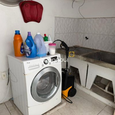 Casa com 174m², 6 quartos (sendo 2 suítes), 2 garagens, no bairro Pantanal em Florianópolis